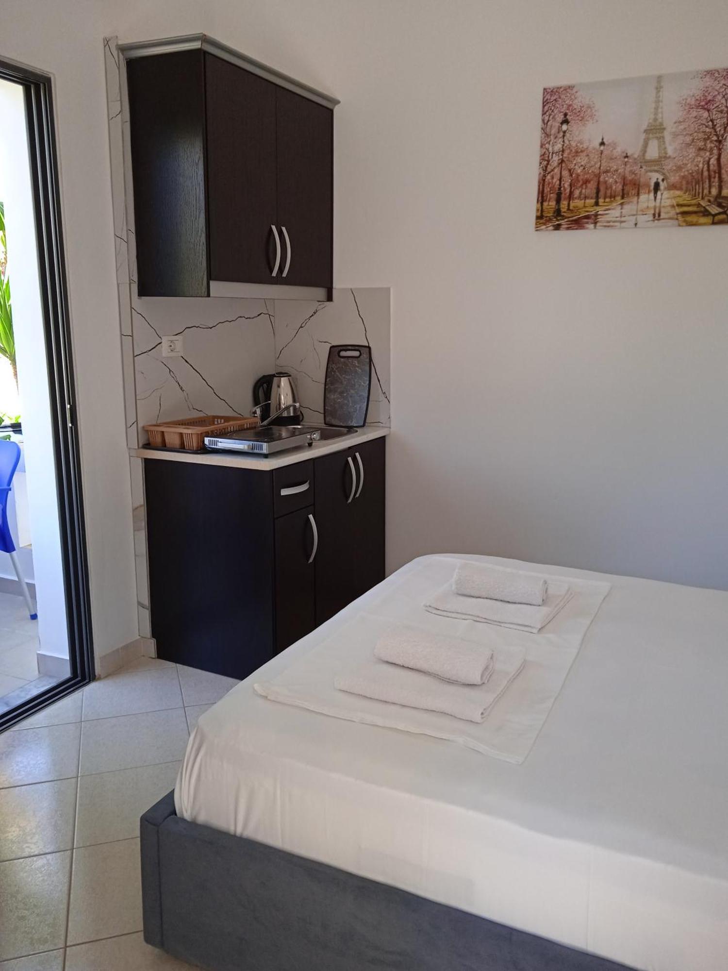 Vila F&M Ksamil Bagian luar foto