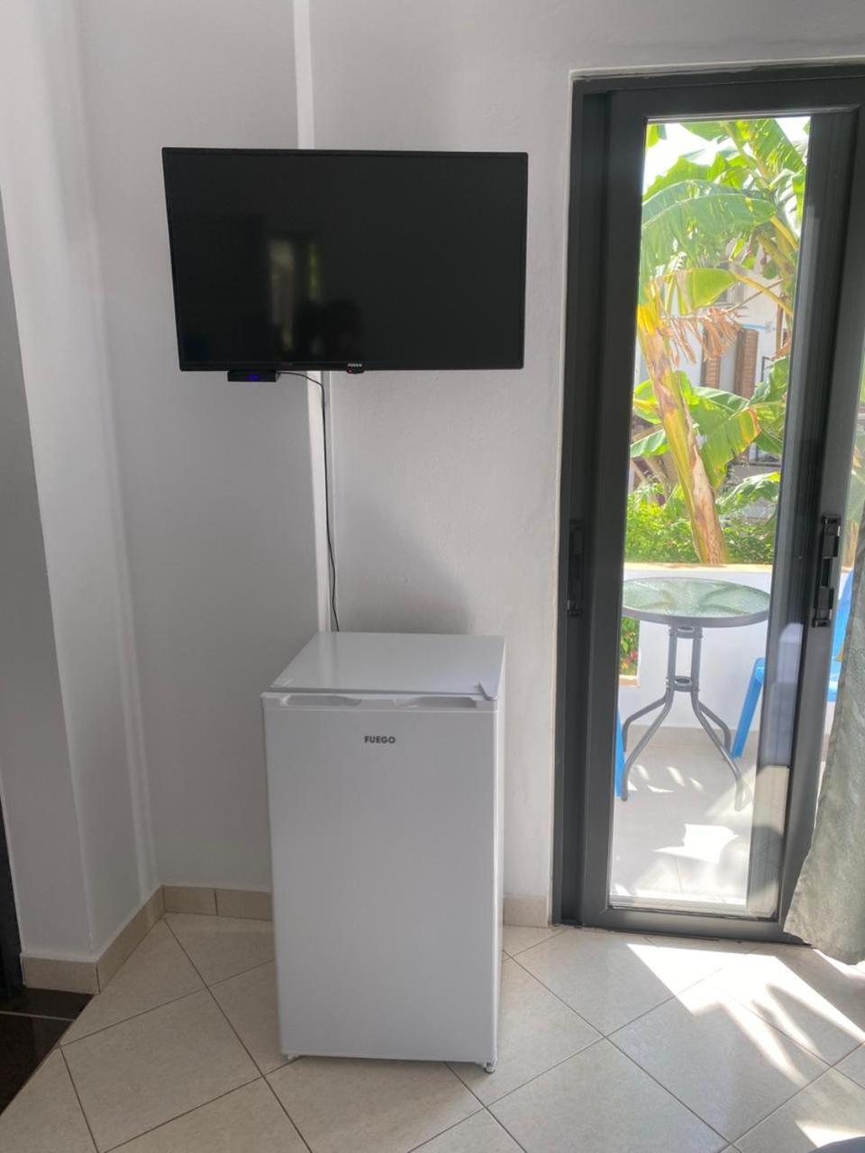 Vila F&M Ksamil Bagian luar foto